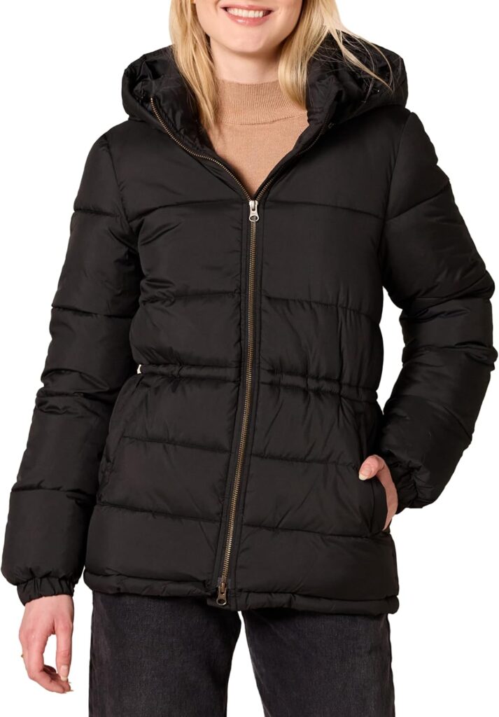 Amazon Essentials Women's Heavyweight Quilted Hooded Puffer Winter Jacket with Adjustable Waist