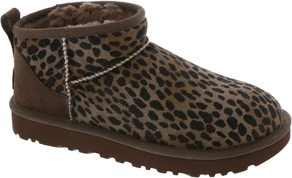 UGG women's Classic Ultra Mini Caspian Fashion Boot