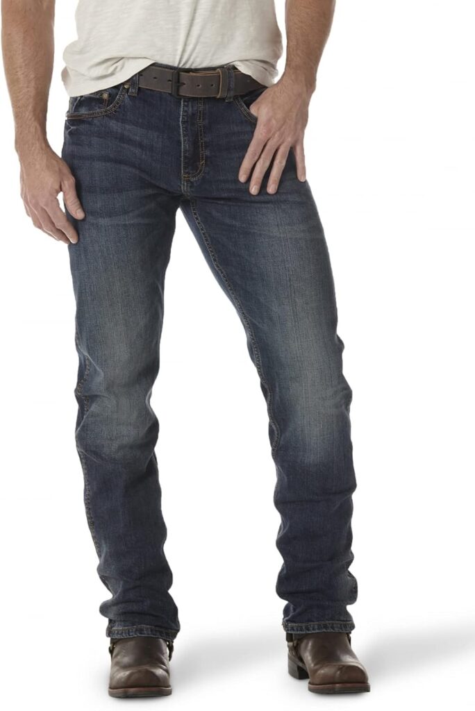 Wrangler Men's Retro Slim Fit Straight Leg Jeans