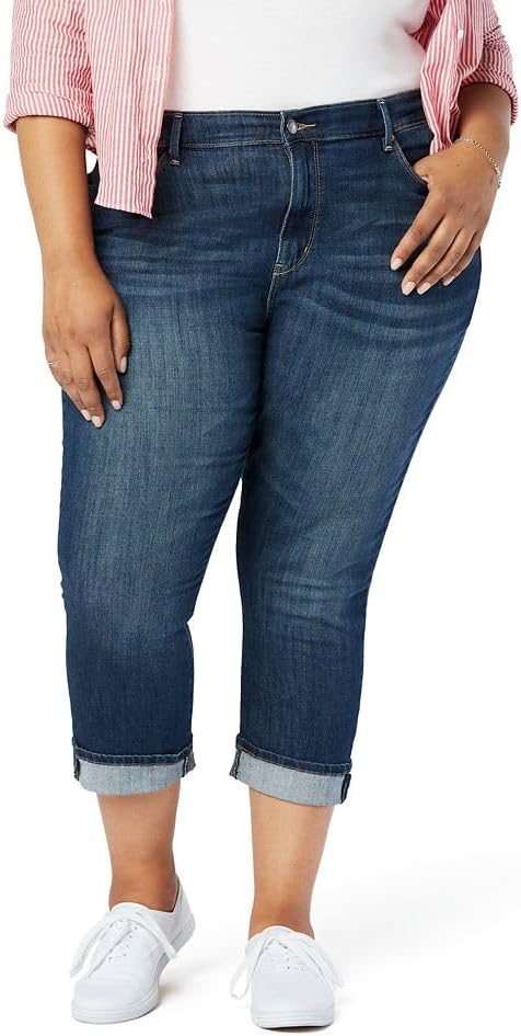 Levi Strauss Signature Gold Women's Mid-Rise Slim Fit Capris (Available in Plus Size)